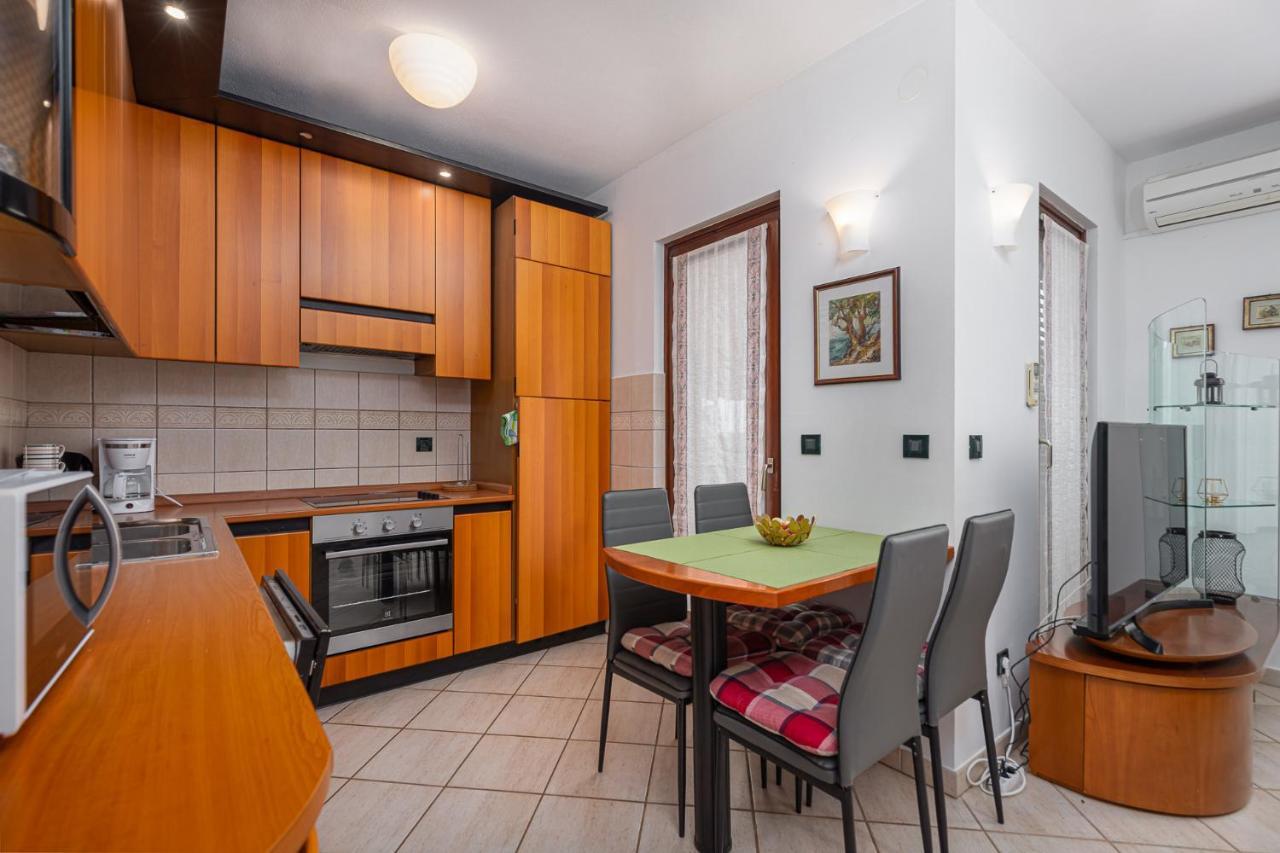 Sea View Apartment - Roberto Porec Luaran gambar